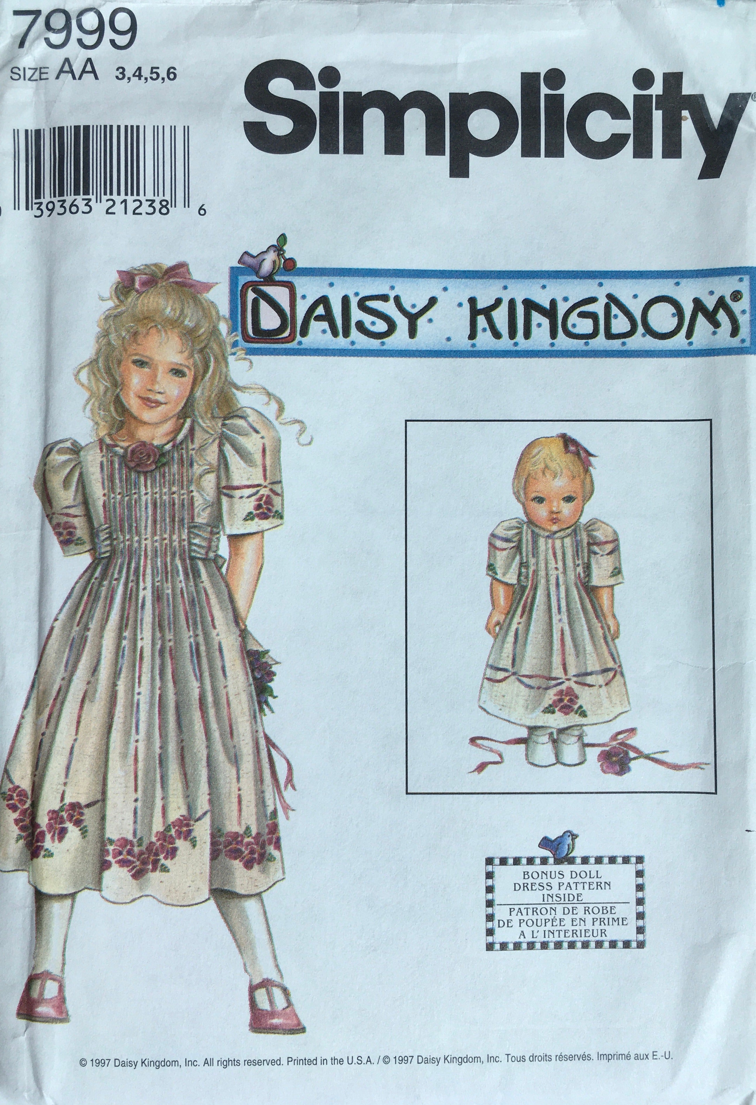 Simplicity 7999 Sewing Pattern (Vintage) UNCUT