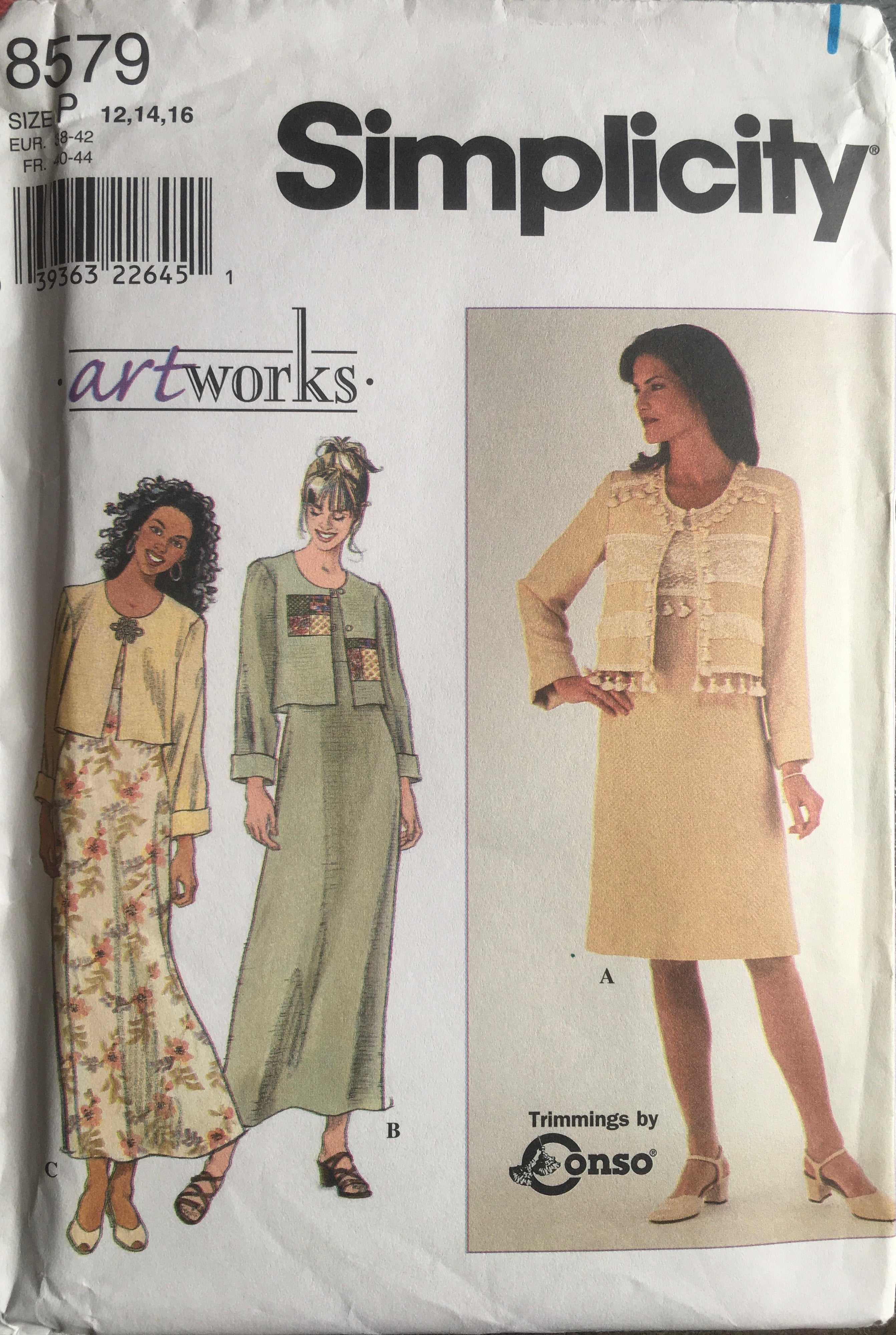 Simplicity 8579 Sewing Pattern (Vintage) UNCUT