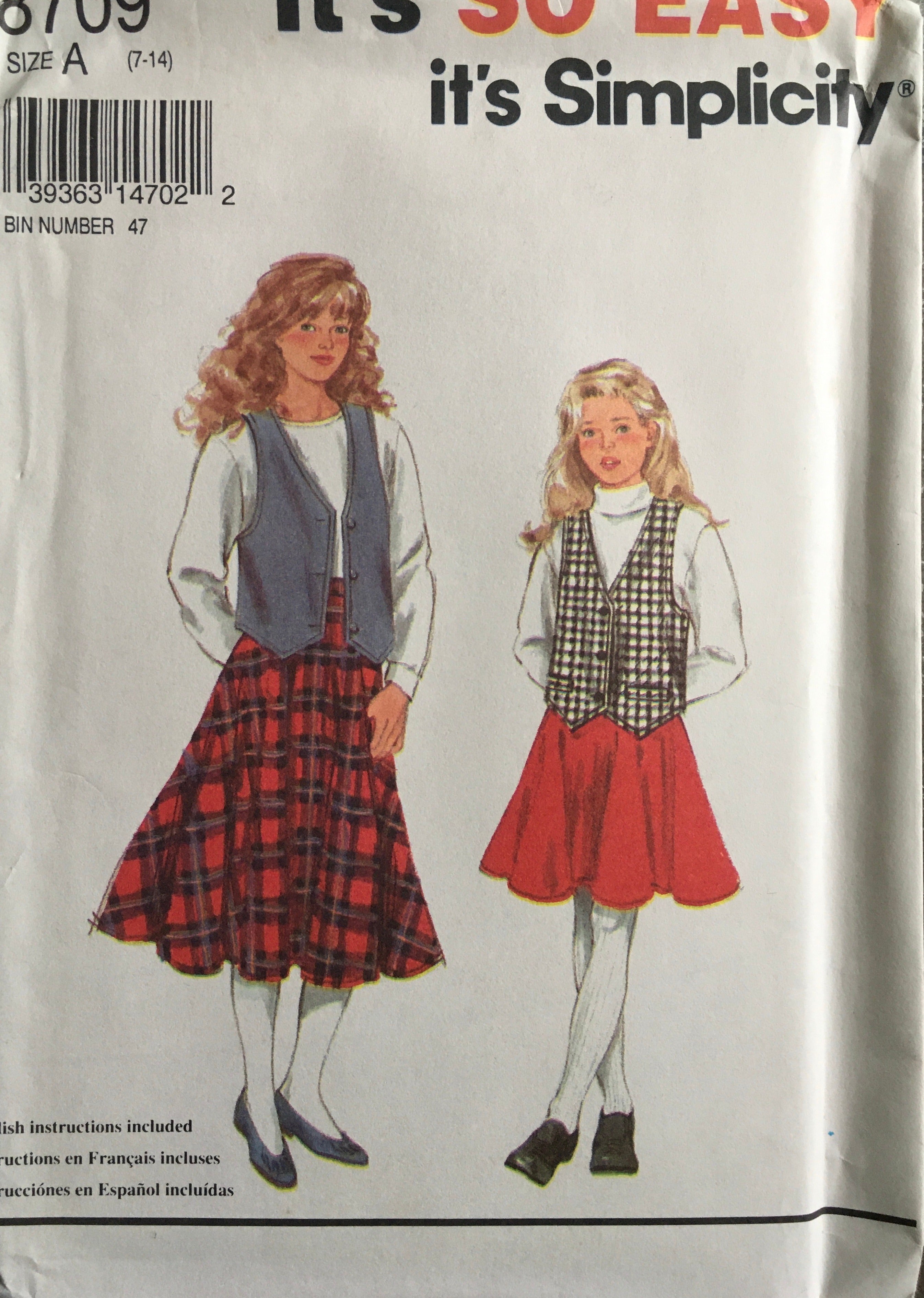 Simplicity 8709 Sewing Pattern (Vintage) UNCUT