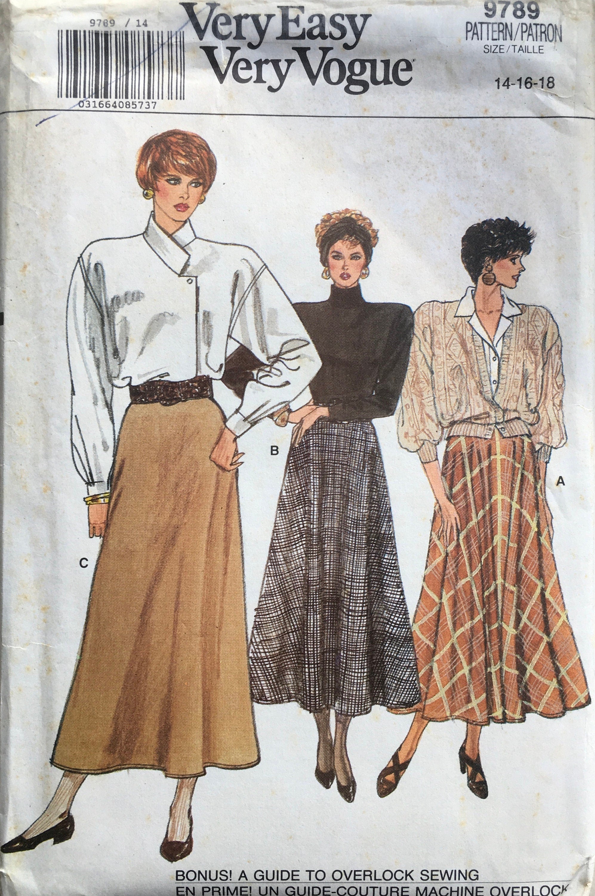 Vogue 9789 Sewing Pattern (Vintage) UNCUT