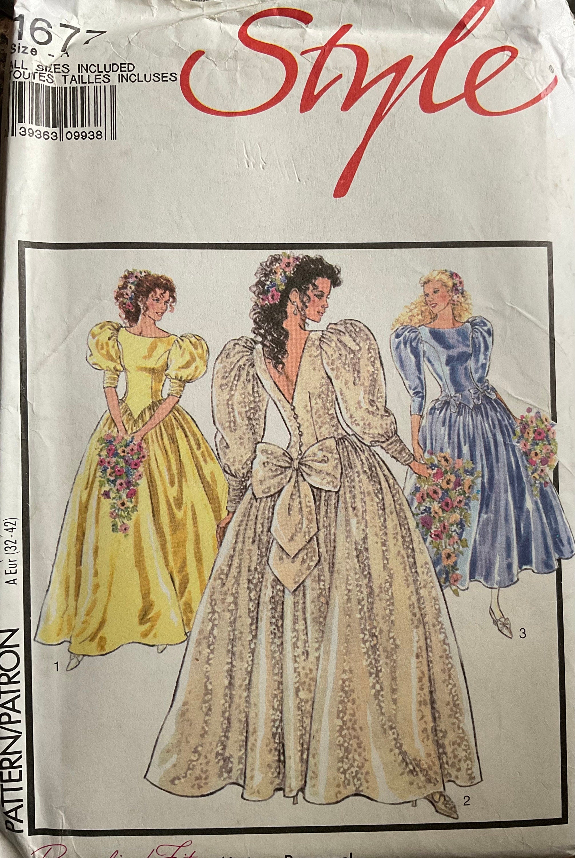 Style 1677 Sewing Pattern (Vintage) UNCUT