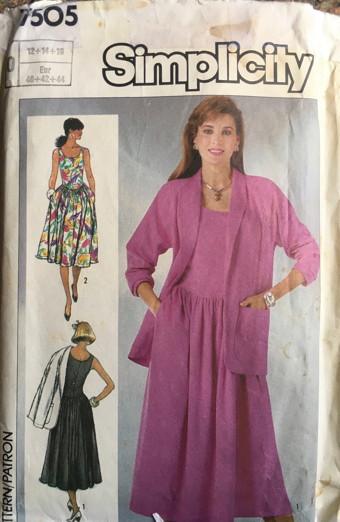 Simplicity 7505 Sewing Pattern (Vintage) CUT