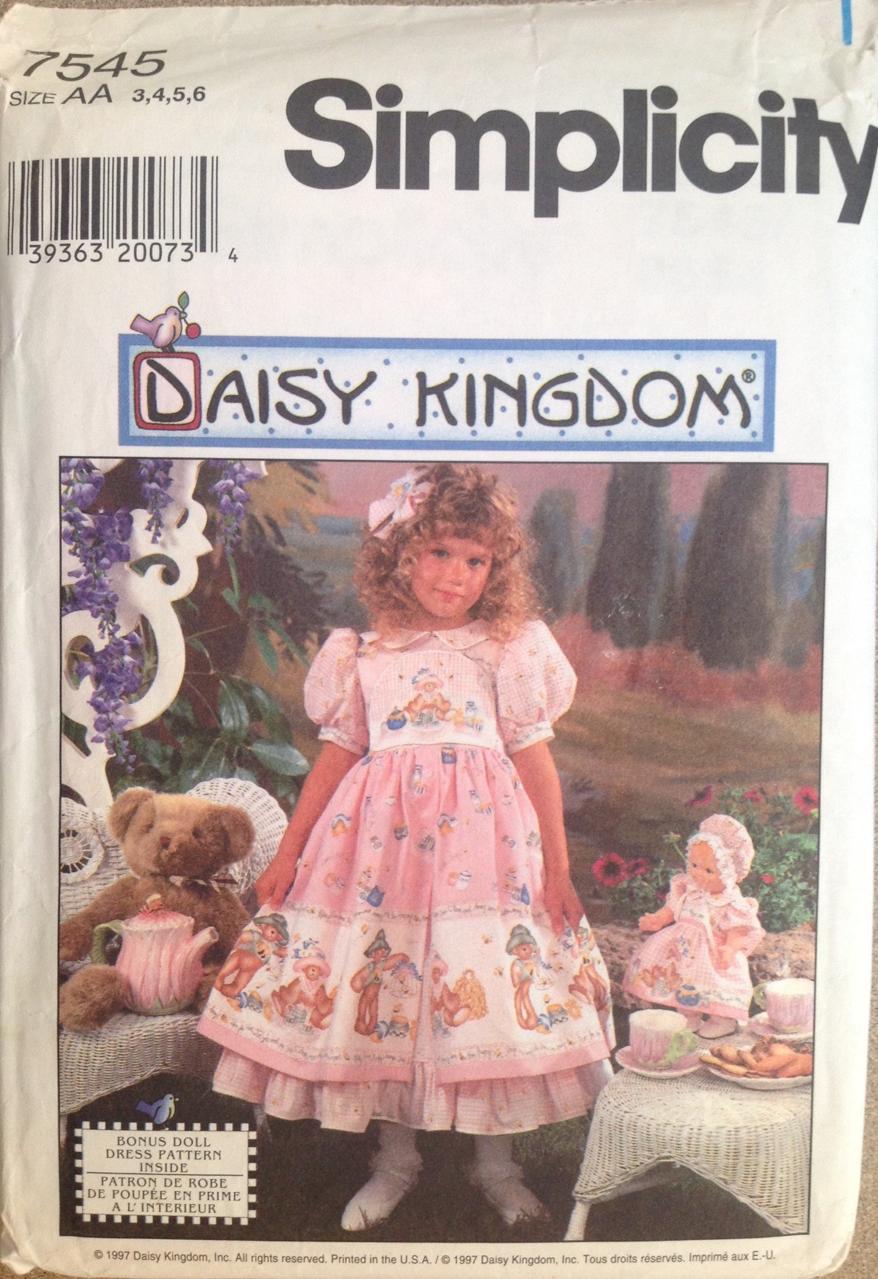 Simplicity 7545 Sewing Pattern (Vintage) UNCUT
