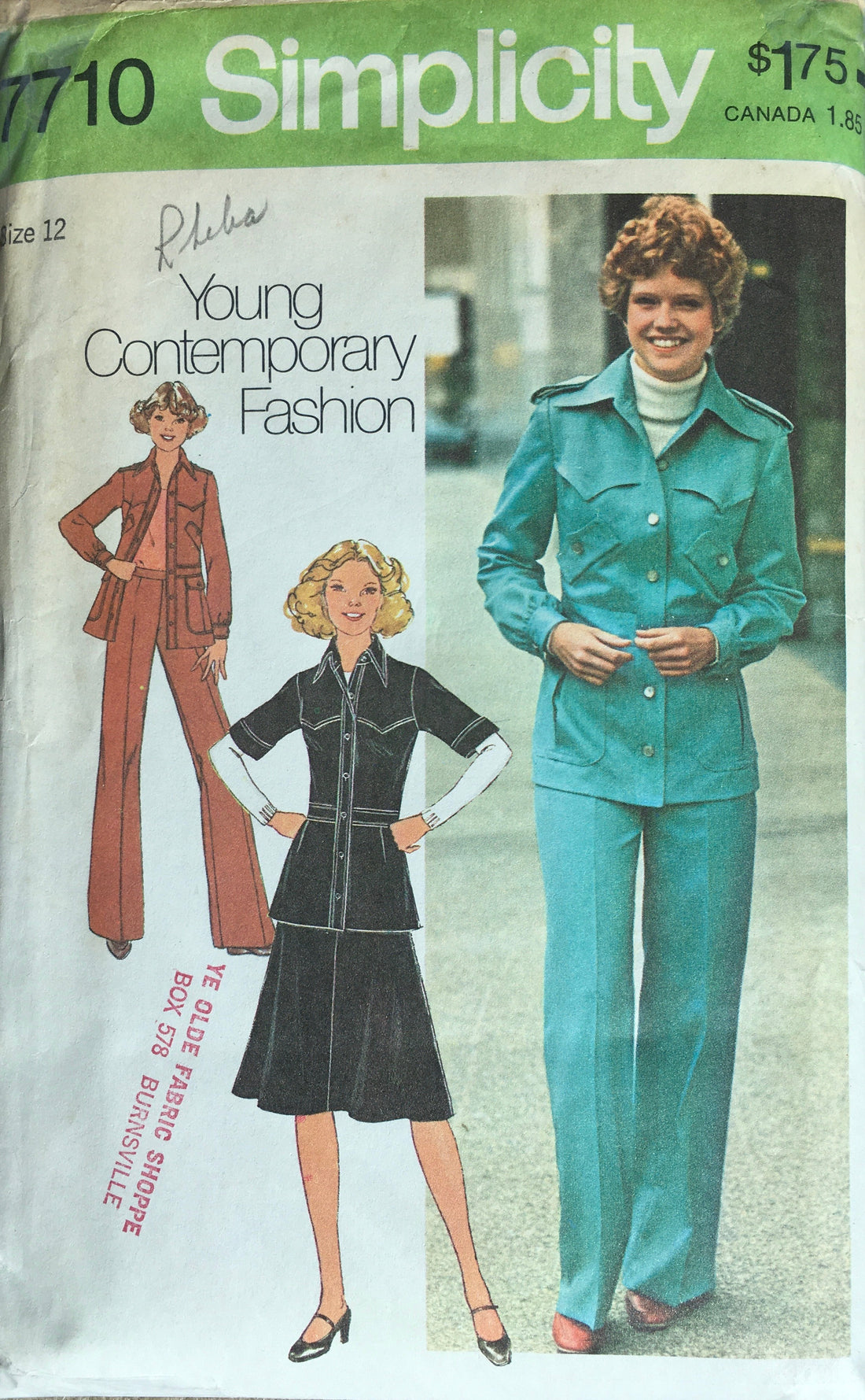 Simplicity 7710 Sewing Pattern (Vintage) CUT