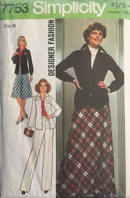 Simplicity 7753 Sewing Pattern (Vintage) UNCUT/CUT