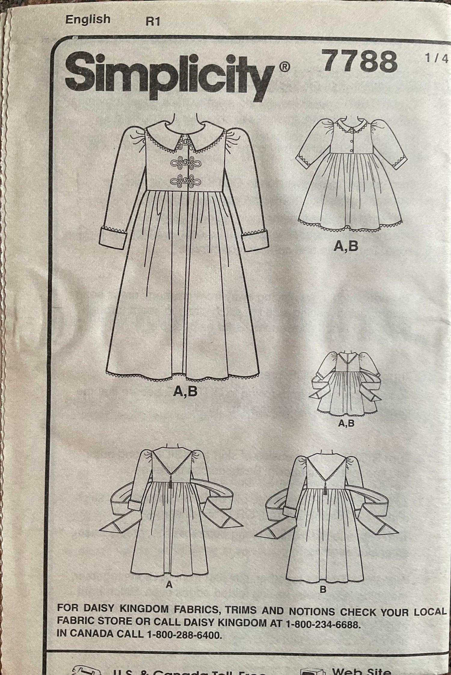 Simplicity 7788 Sewing Pattern (Vintage) CUT