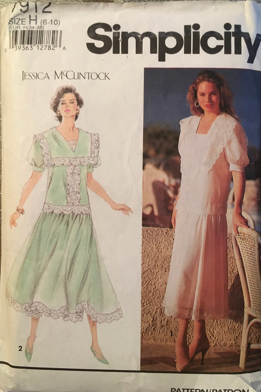 Simplicity 7912 Sewing Pattern (Vintage) CUT