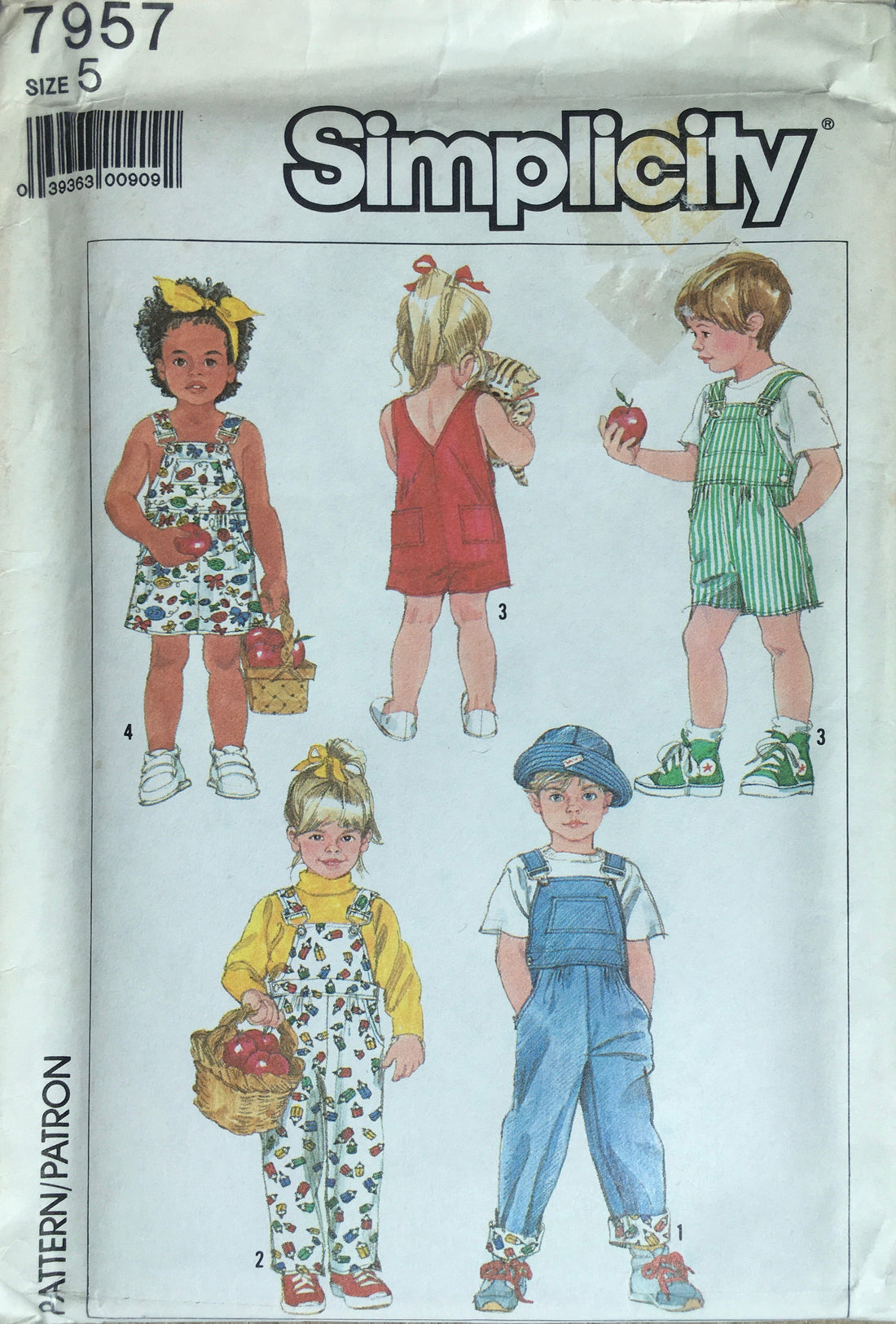 Simplicity 7957 Sewing Pattern (Vintage) UNCUT