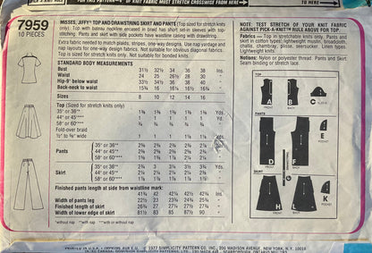 Simplicity 7959 Sewing Pattern (Vintage) UNCUT