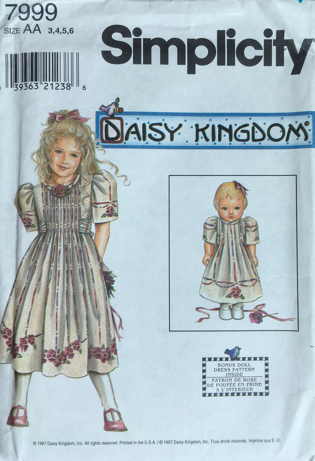 Simplicity 7999 Sewing Pattern (Vintage) UNCUT