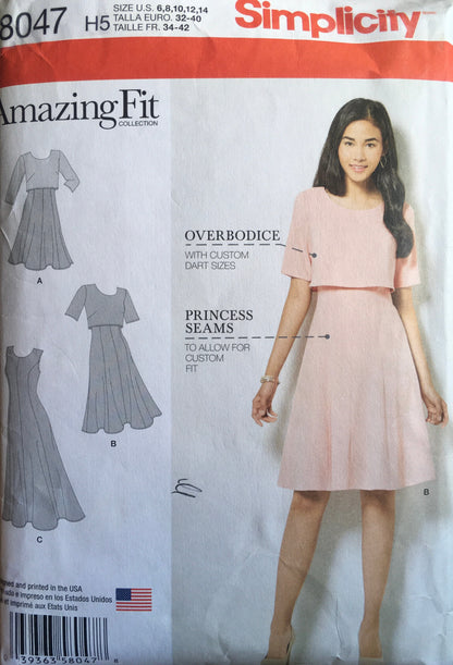 Simplicity 8047 Sewing Pattern (Vintage) CUT