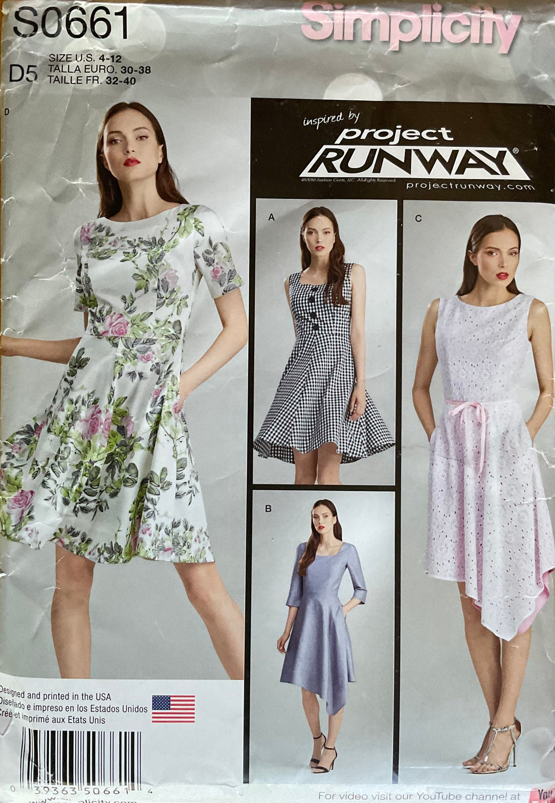 Simplicity 8048 Sewing Pattern CUT