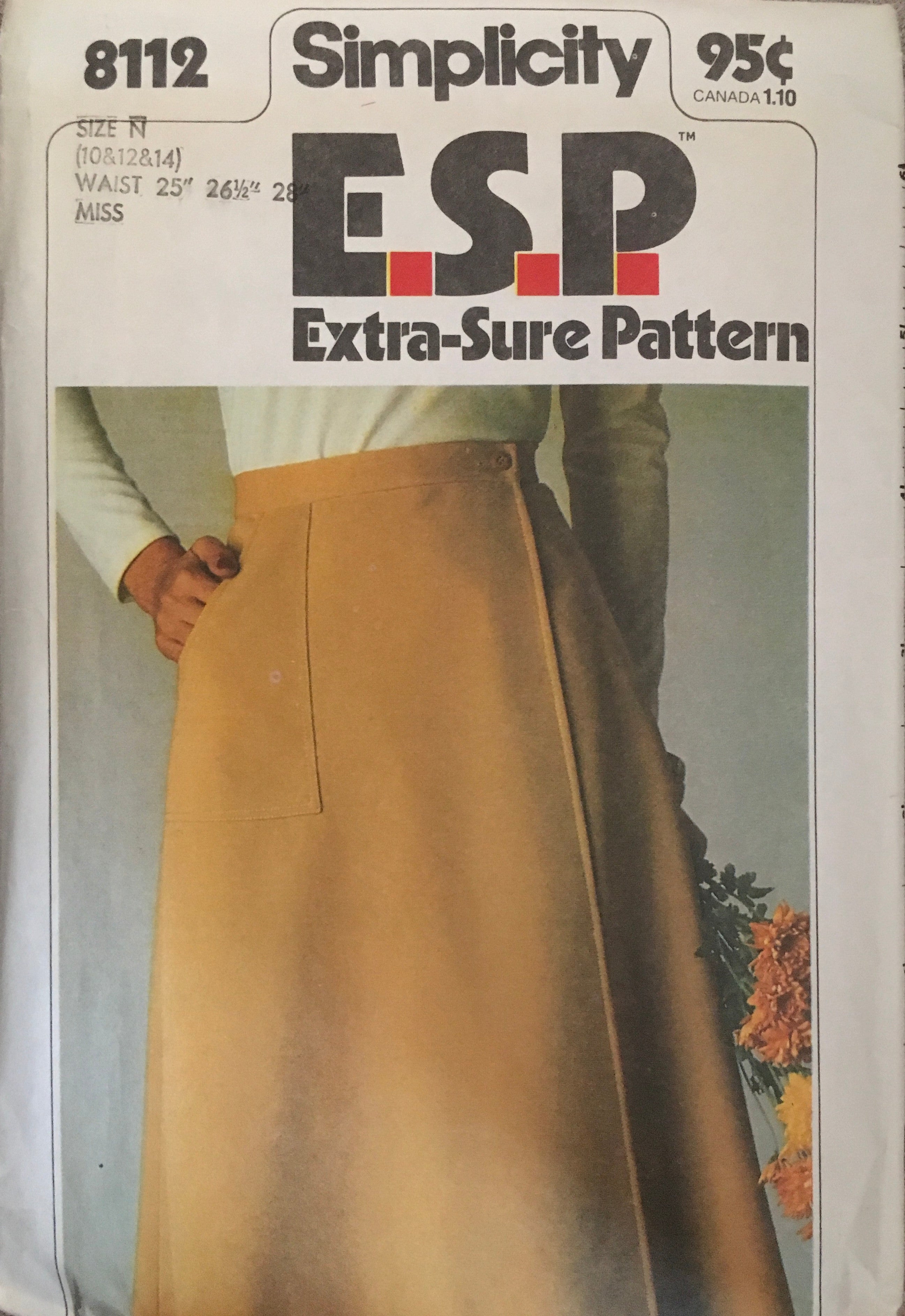 Simplicity 8112 Sewing Pattern (Vintage) UNCUT/CUT