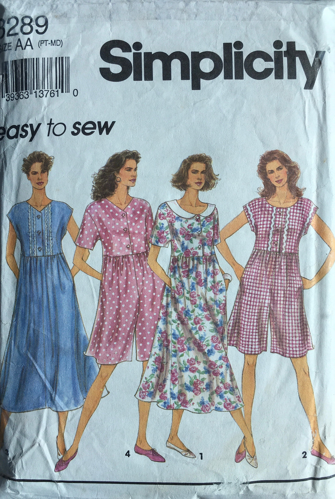 Simplicity 8289 Sewing Pattern (Vintage) CUT