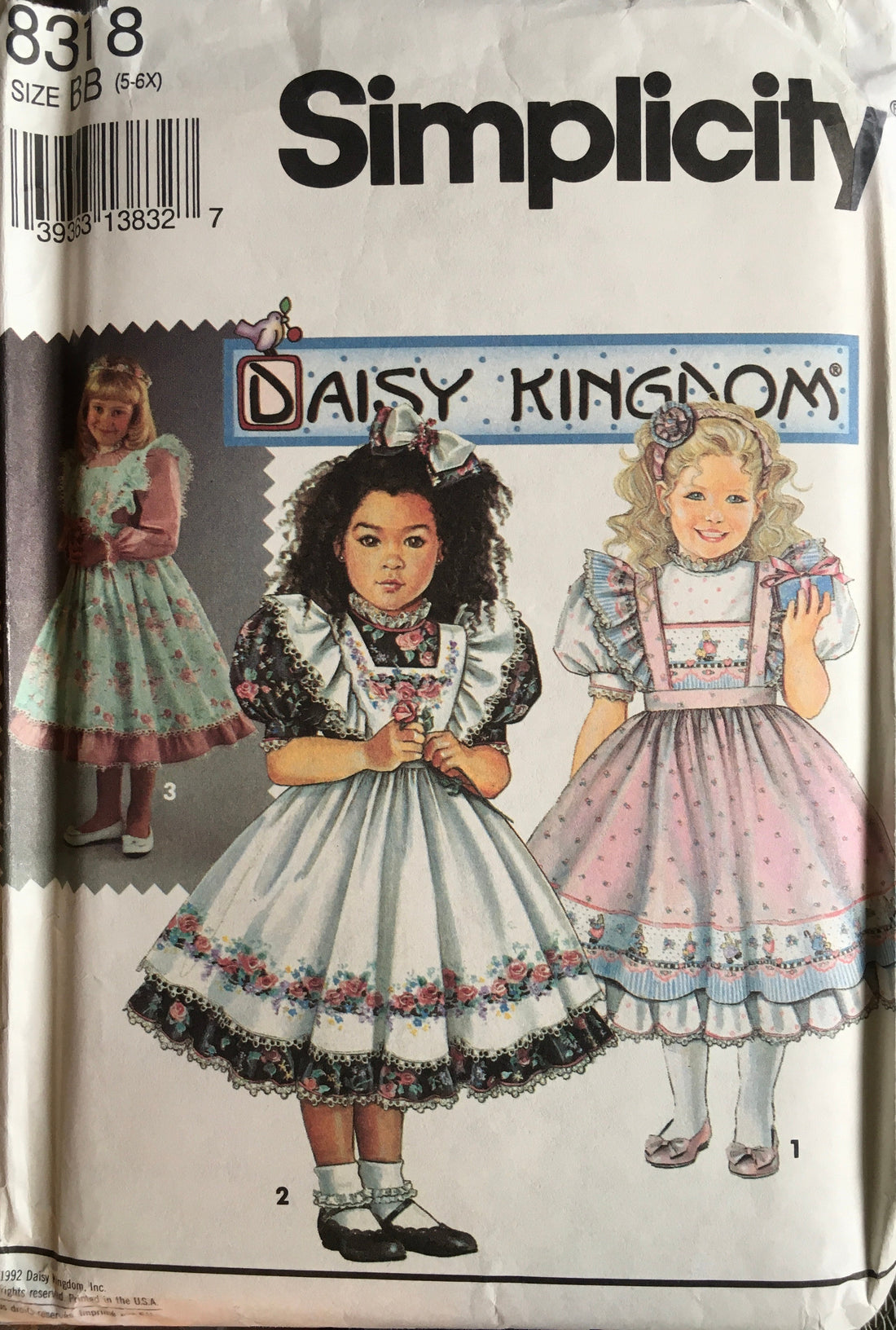 Simplicity 8318 Sewing Pattern (Vintage) UNCUT