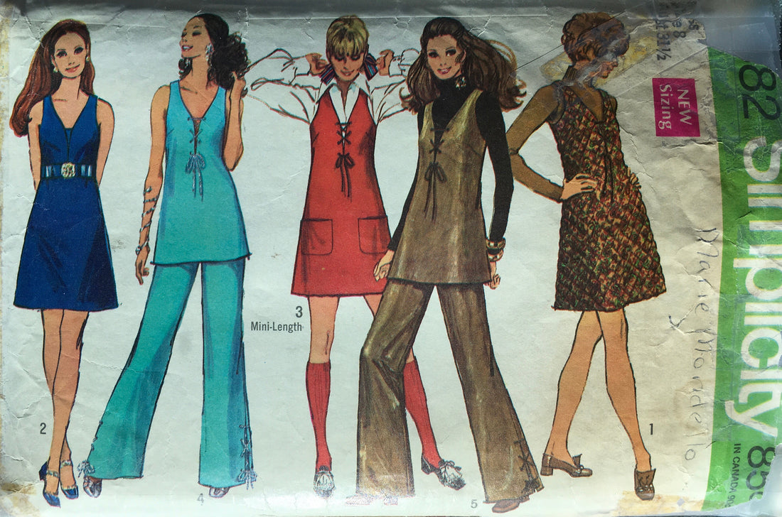 Simplicity 8382 Sewing Pattern (Vintage) CUT