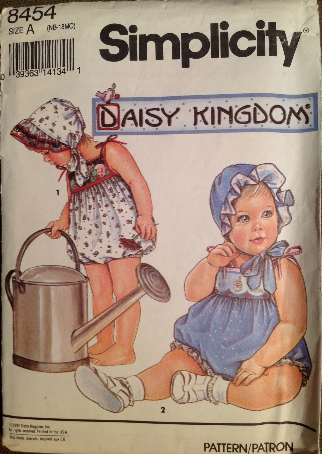Simplicity 8454 Sewing Pattern (Vintage) UNCUT