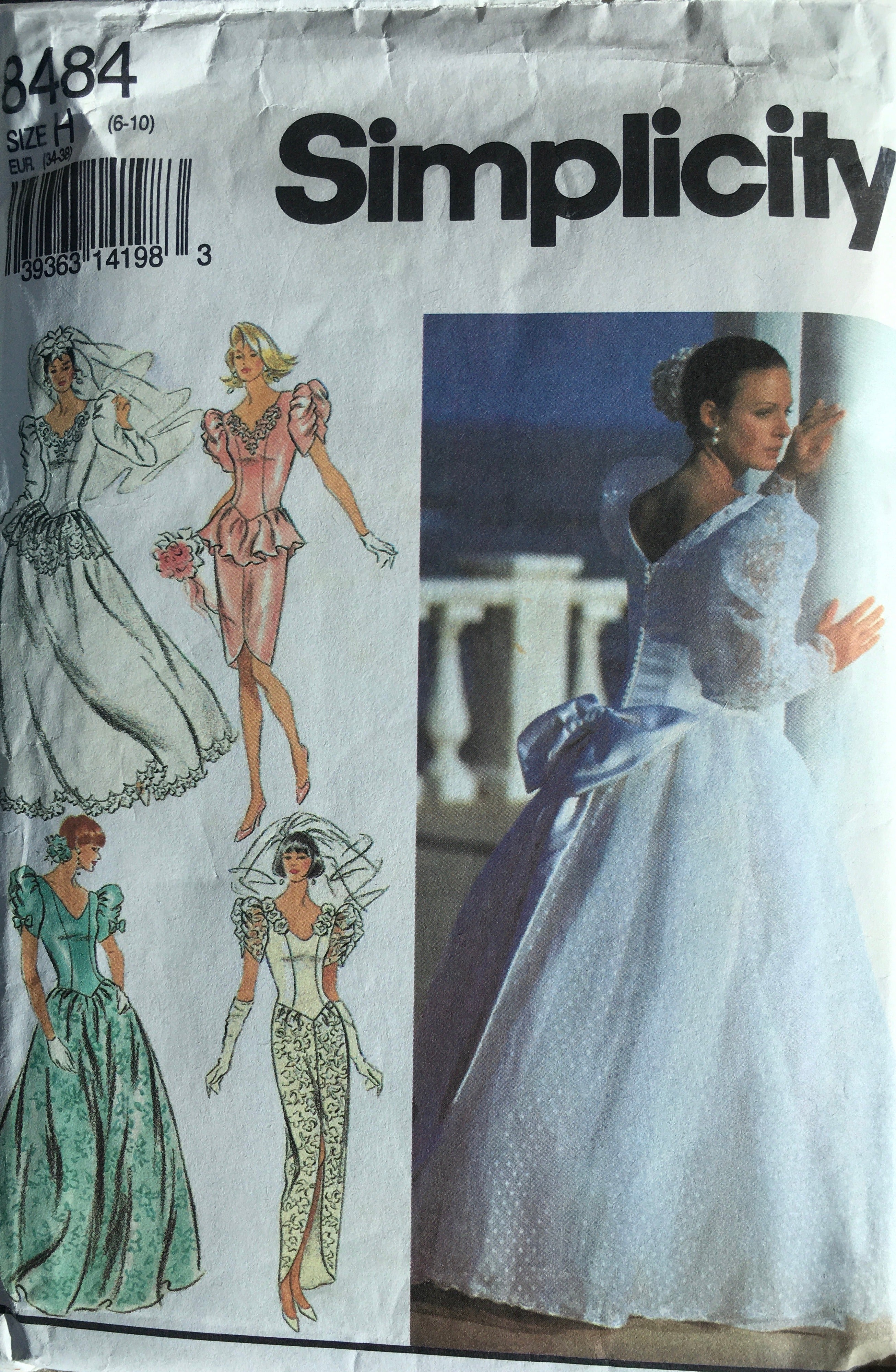 Simplicity 8484 Sewing Pattern (Vintage) CUT