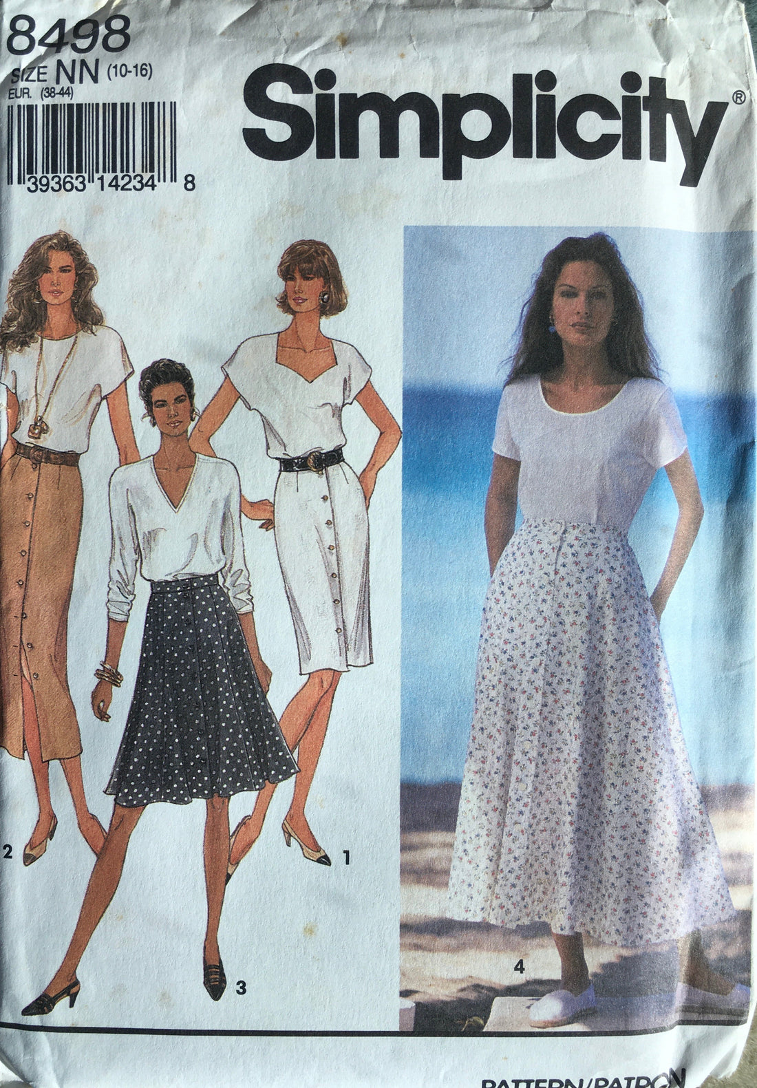 Simplicity 8498 Sewing Pattern (Vintage) UNCUT/CUT