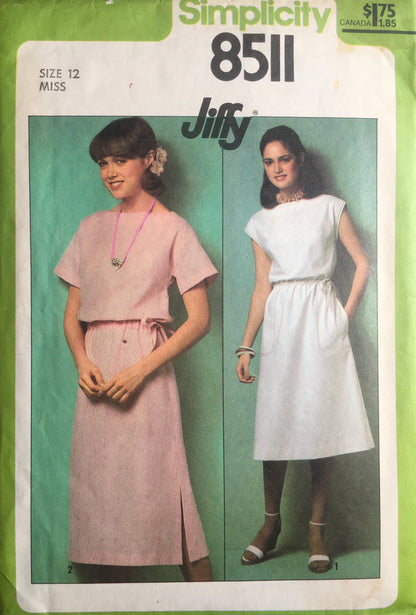 Simplicity 8511 Sewing Pattern (Vintage) CUT