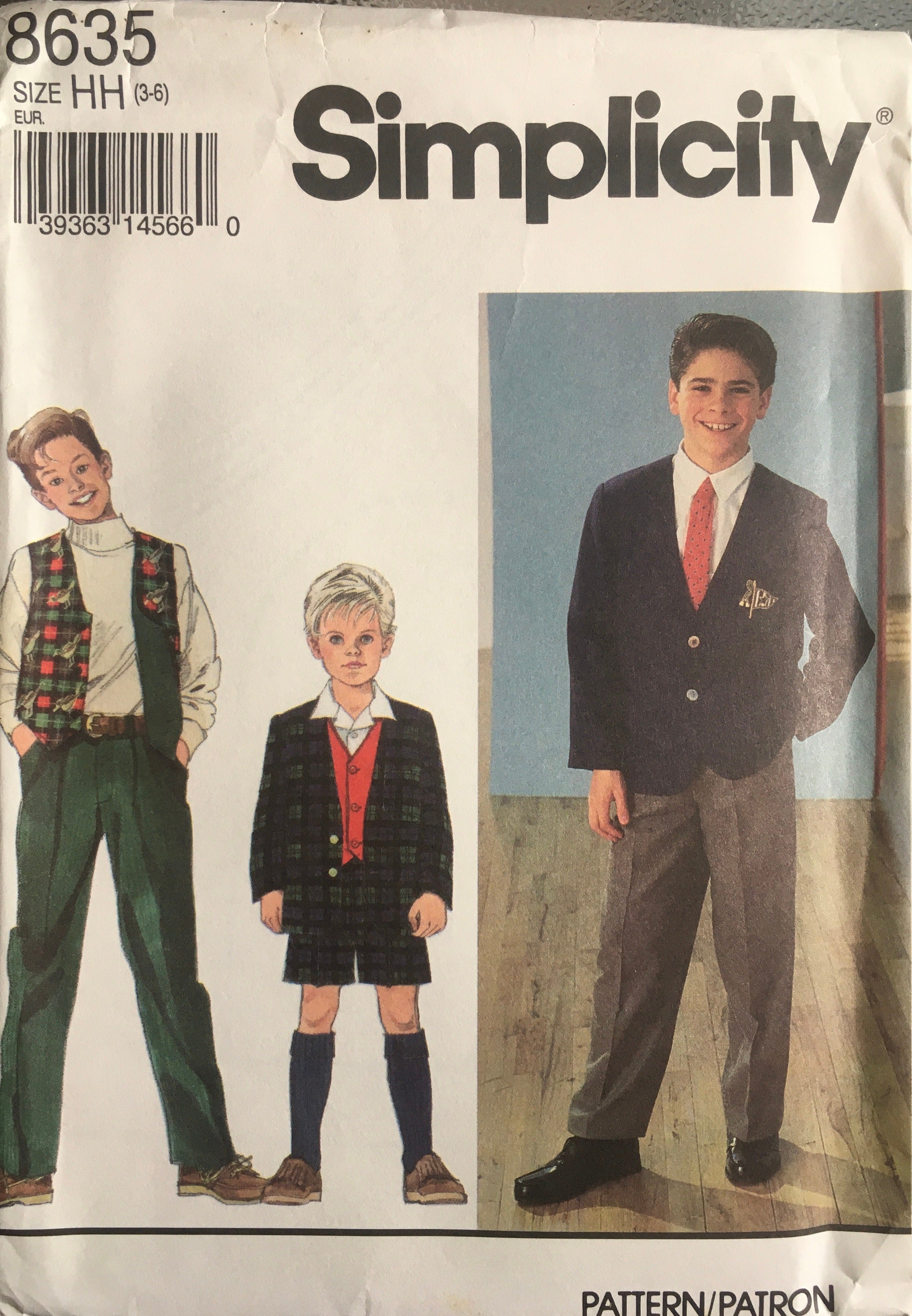 Simplicity 8635 Sewing Pattern (Vintage) UNCUT