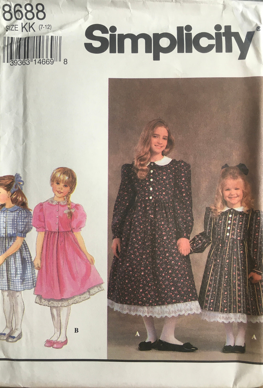Simplicity 8688 Sewing Pattern (Vintage) UNCUT