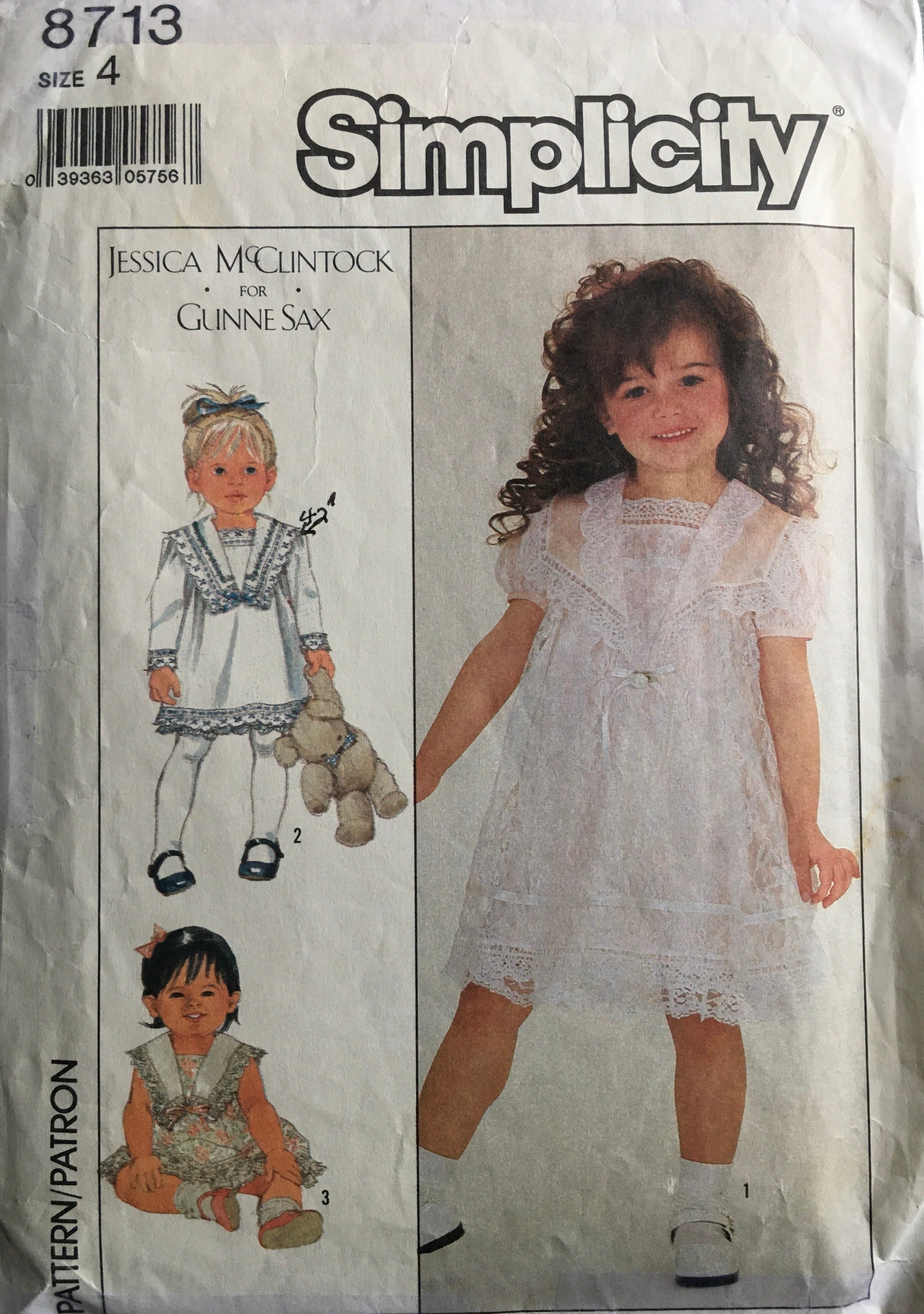 Simplicity 8713 Sewing Pattern (Vintage) CUT