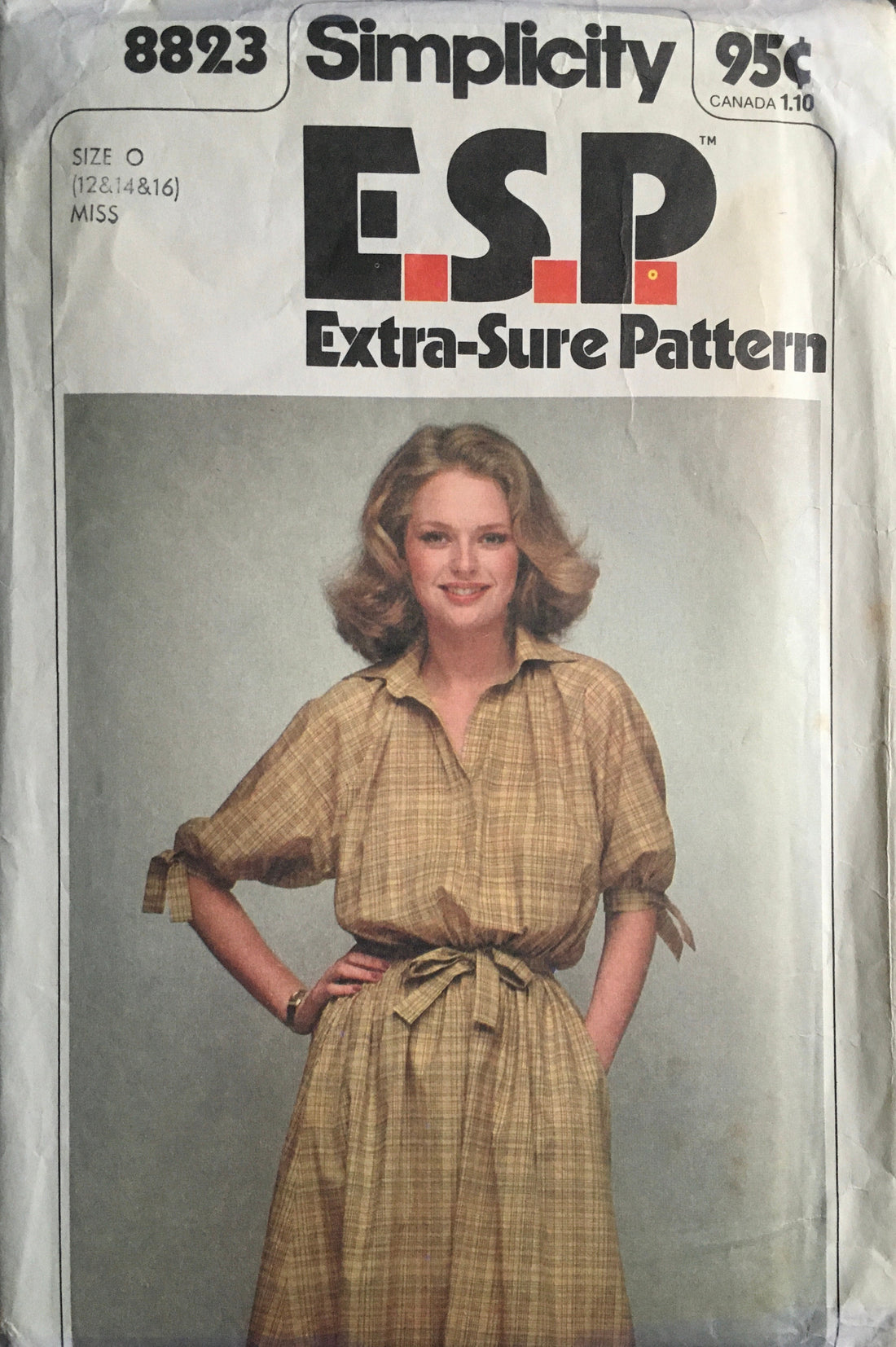 Simplicity 8823 Sewing Pattern (Vintage) UNCUT