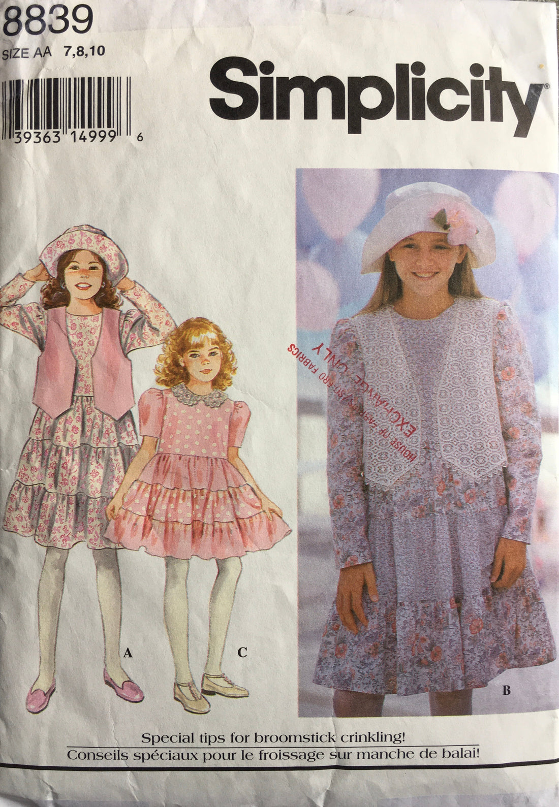 Simplicity 8839 Sewing Pattern (Vintage) CUT