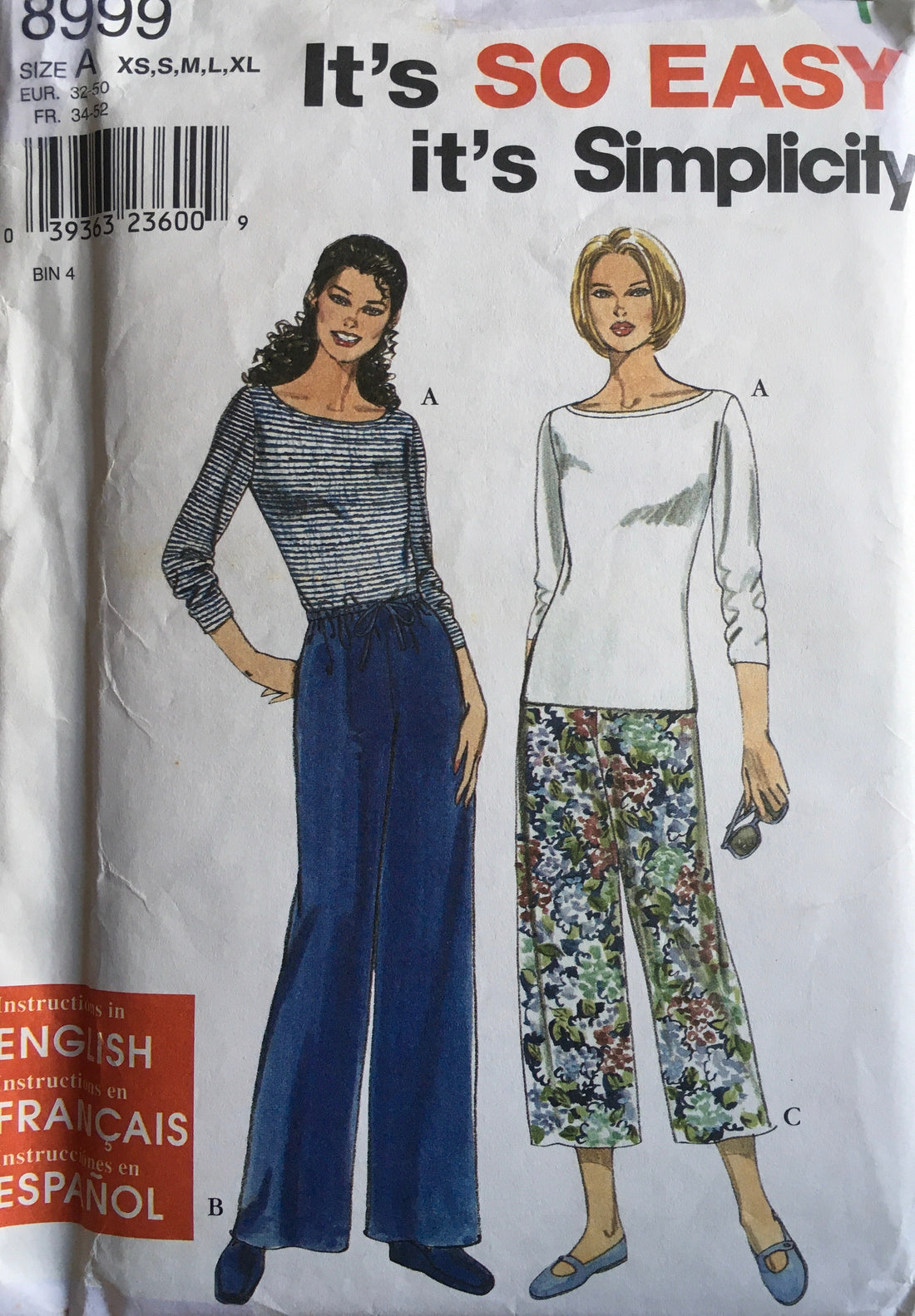 Simplicity 8999 Sewing Pattern (Vintage) UNCUT