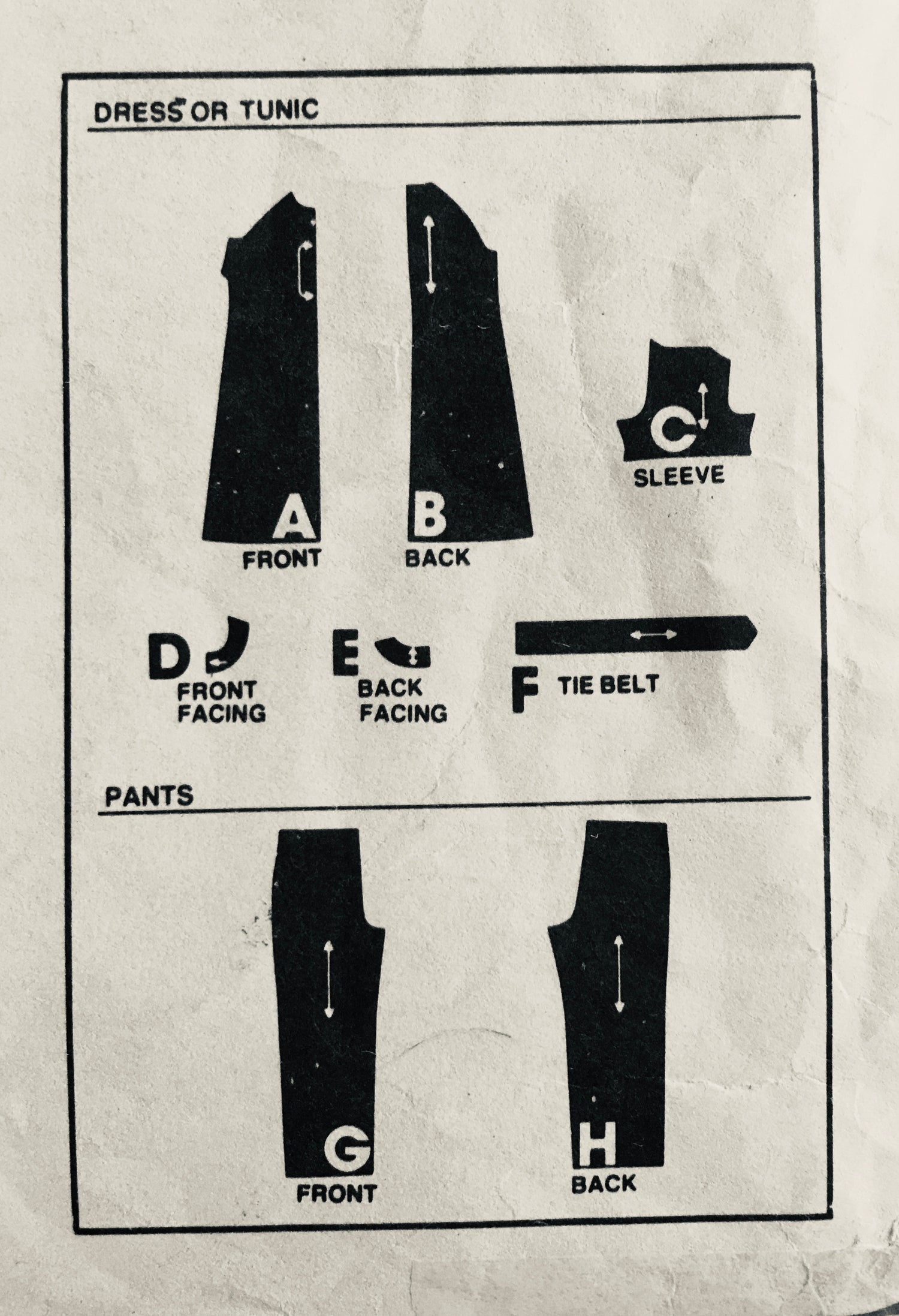 Simplicity 9077 Sewing Pattern (Vintage) CUT