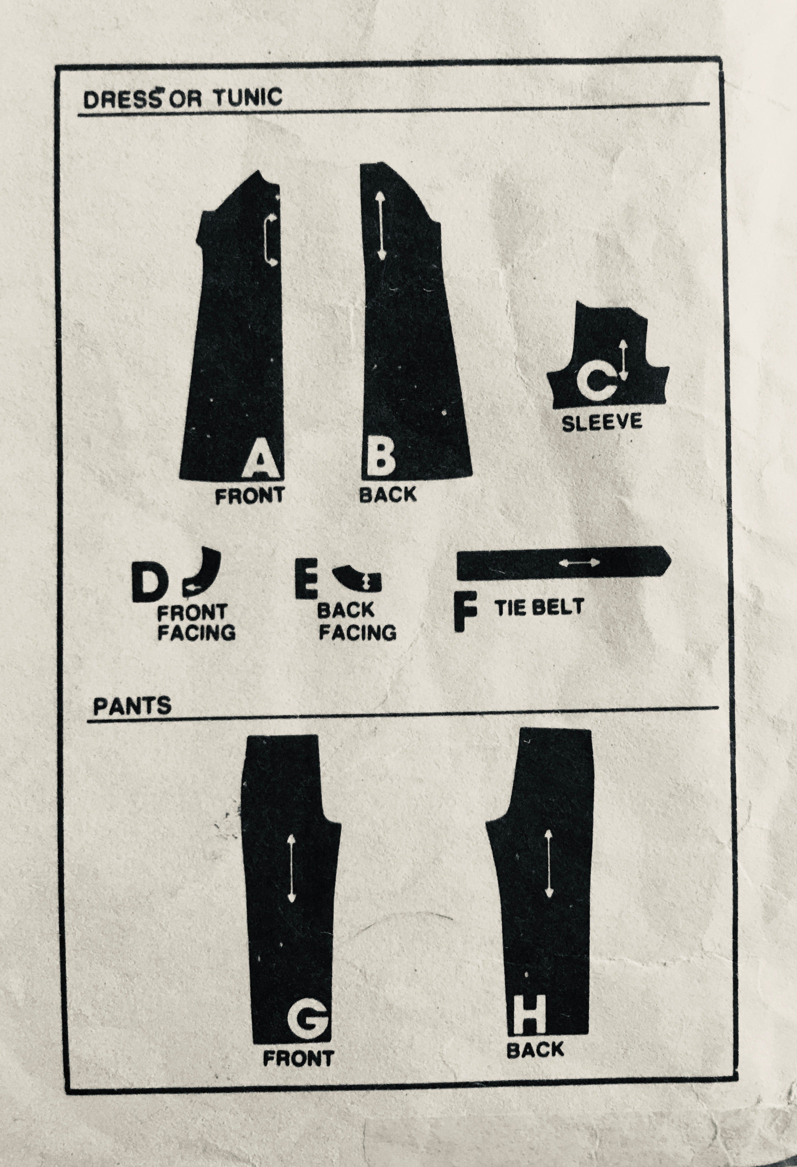 Simplicity 9077 Sewing Pattern (Vintage) CUT