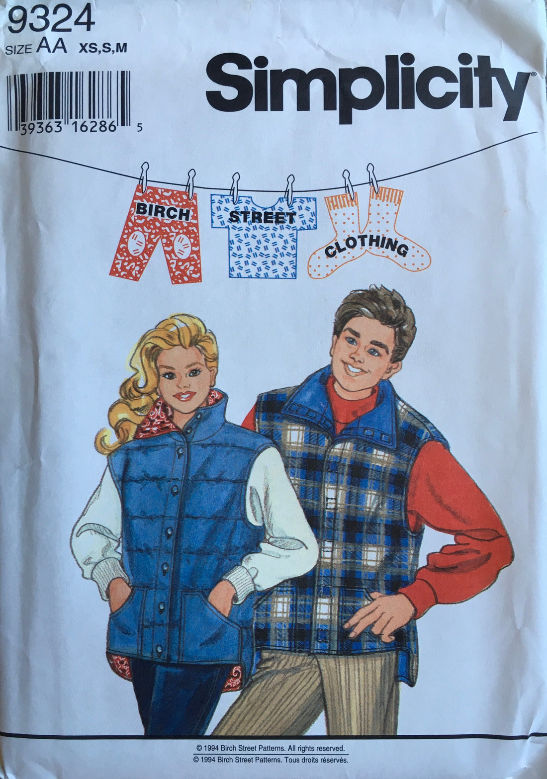 Simplicity 9324 Sewing Pattern (Vintage) UNCUT