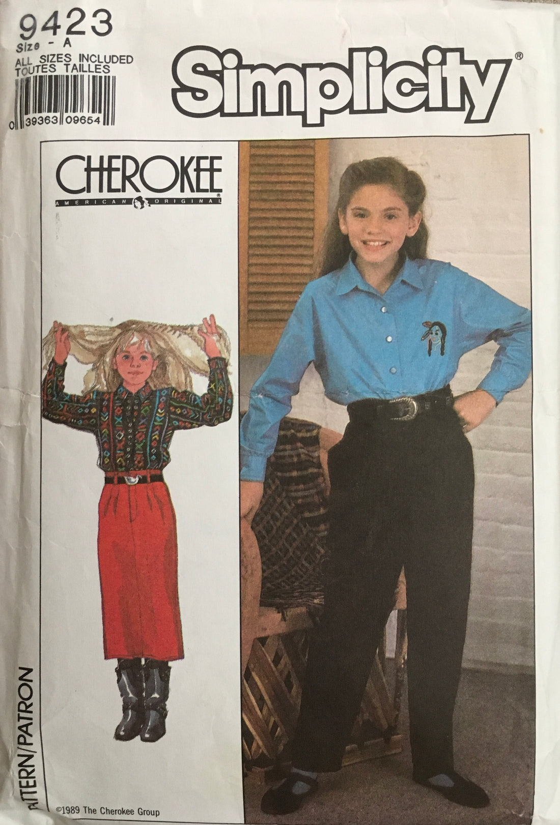 Simplicity 9423 Sewing Pattern (Vintage) CUT