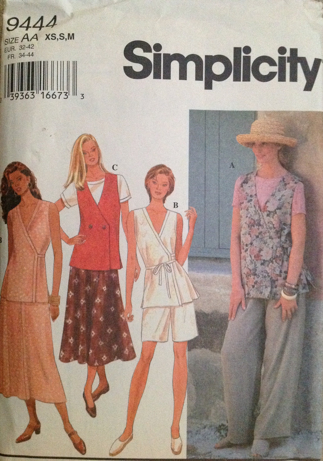 Simplicity 9444 Sewing Pattern (Vintage) UNCUT