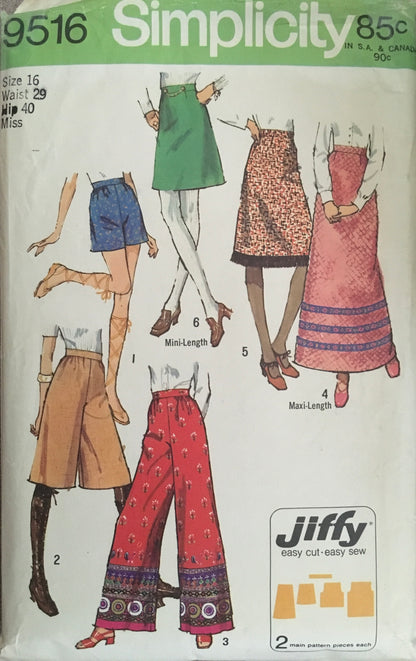 Simplicity 9516 Sewing Pattern (Vintage) CUT