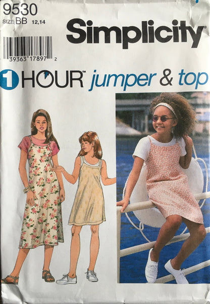 Simplicity 9530 Sewing Pattern (Vintage) UNCUT