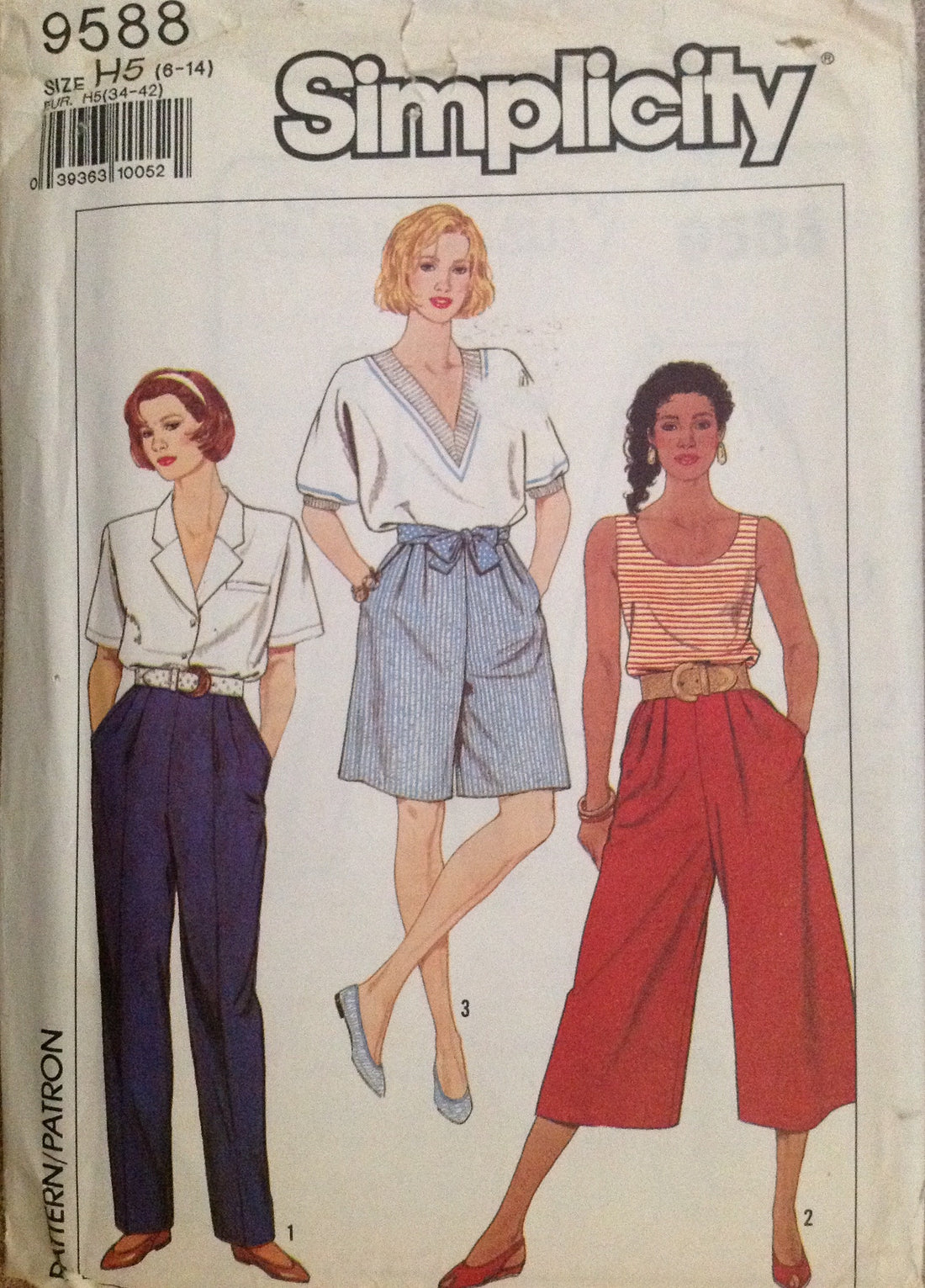 Simplicity 9588 Sewing Pattern (Vintage) UNCUT