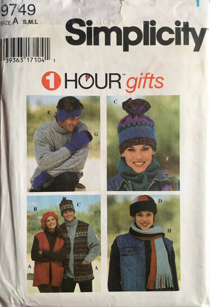 Simplicity 9749 Sewing Pattern (Vintage) UNCUT