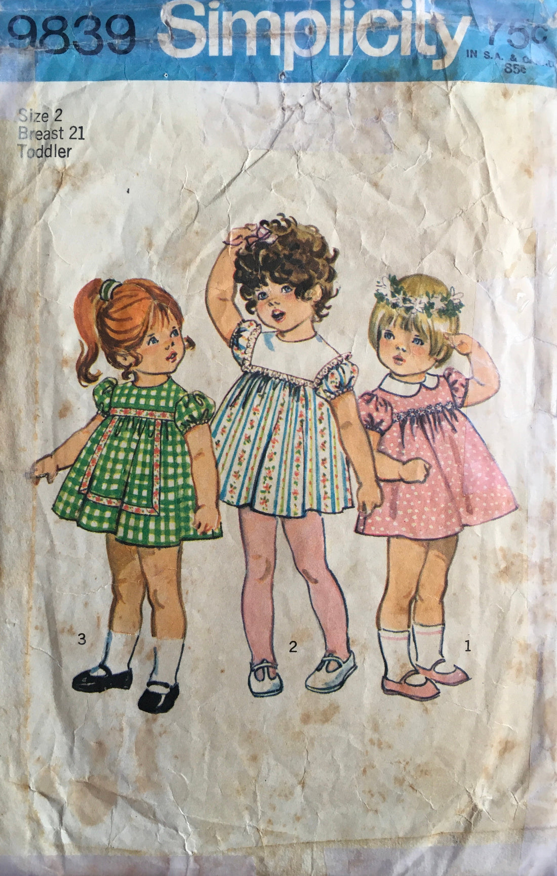 Simplicity 9839 Sewing Pattern (Vintage) CUT