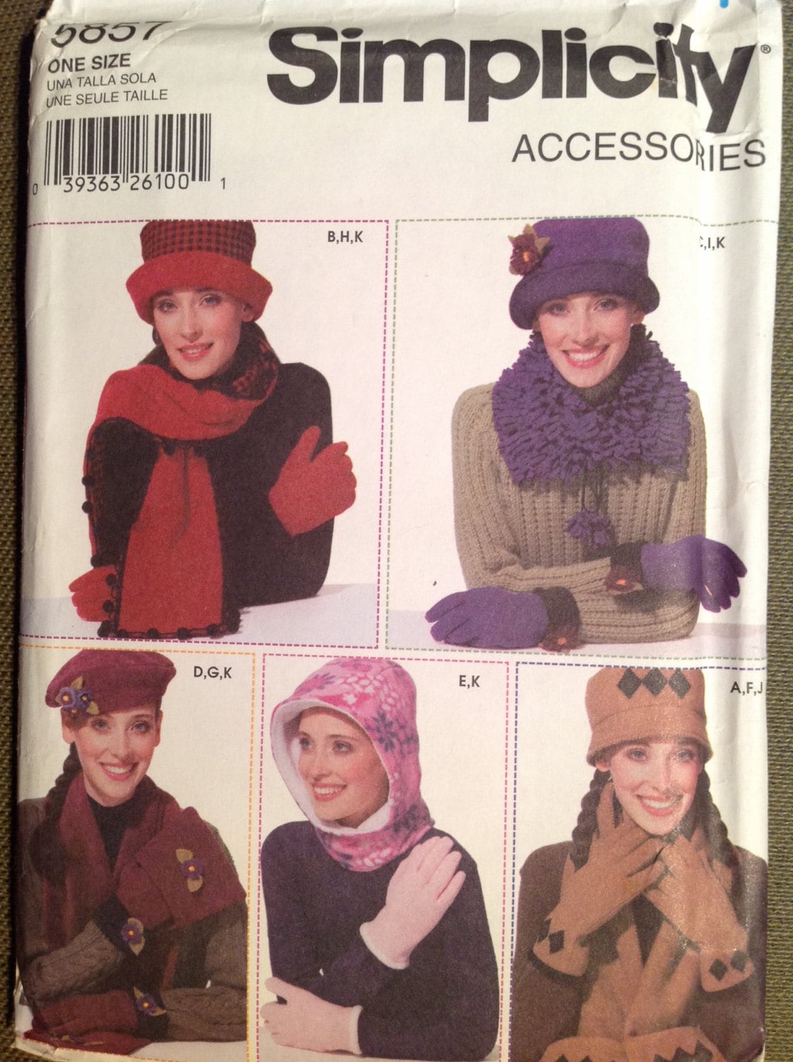 Simplicity 5857 Sewing Pattern (Vintage) UNCUT