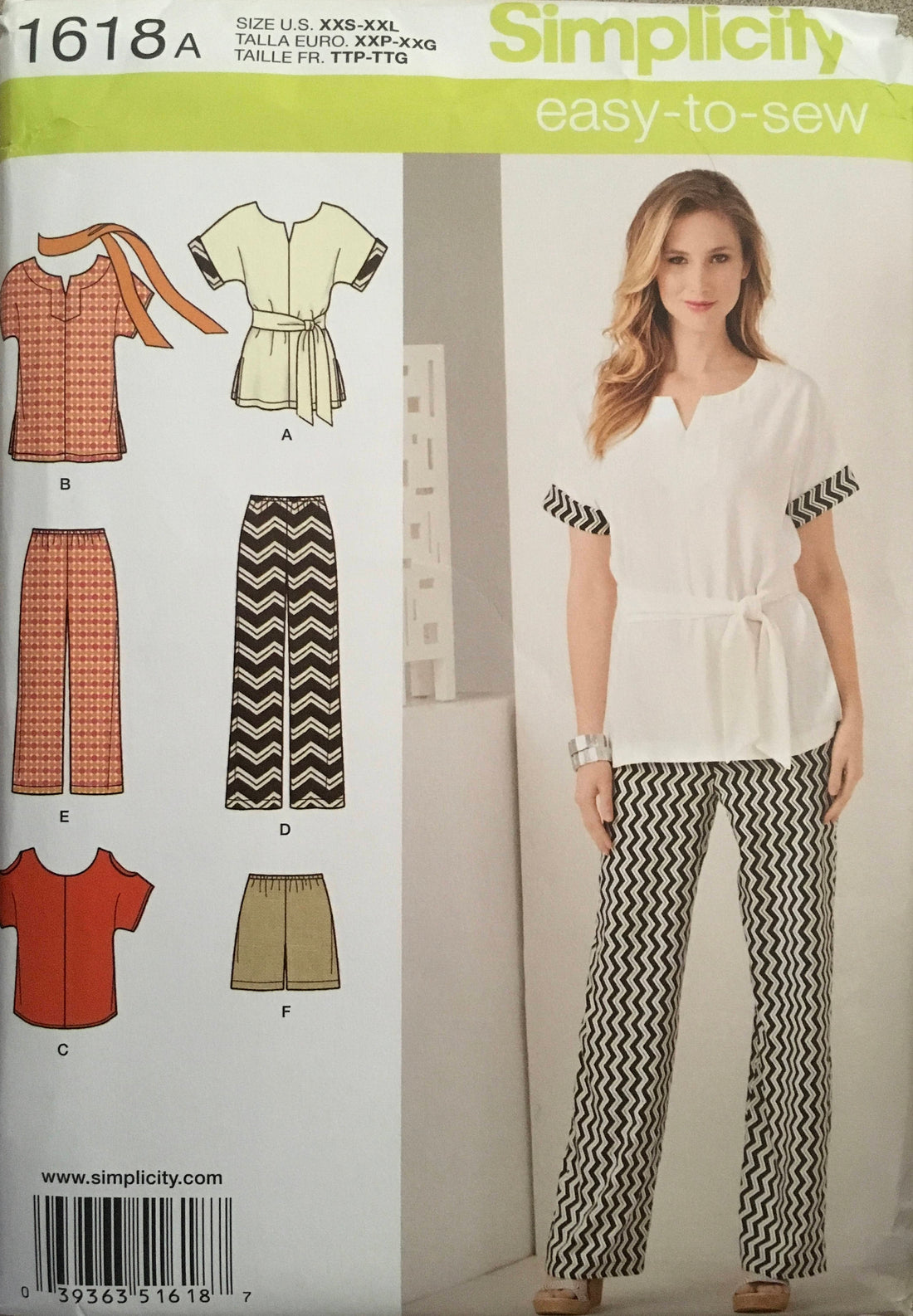 Simplicity 1618 Sewing Pattern UNCUT