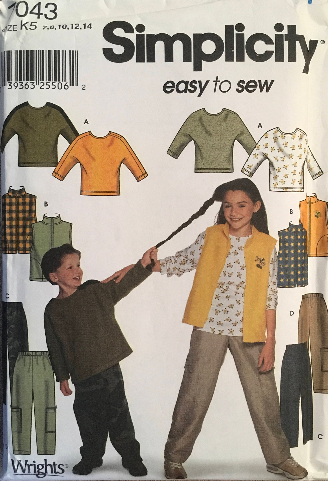 Simplicity 7043 Sewing Pattern (Vintage) UNCUT