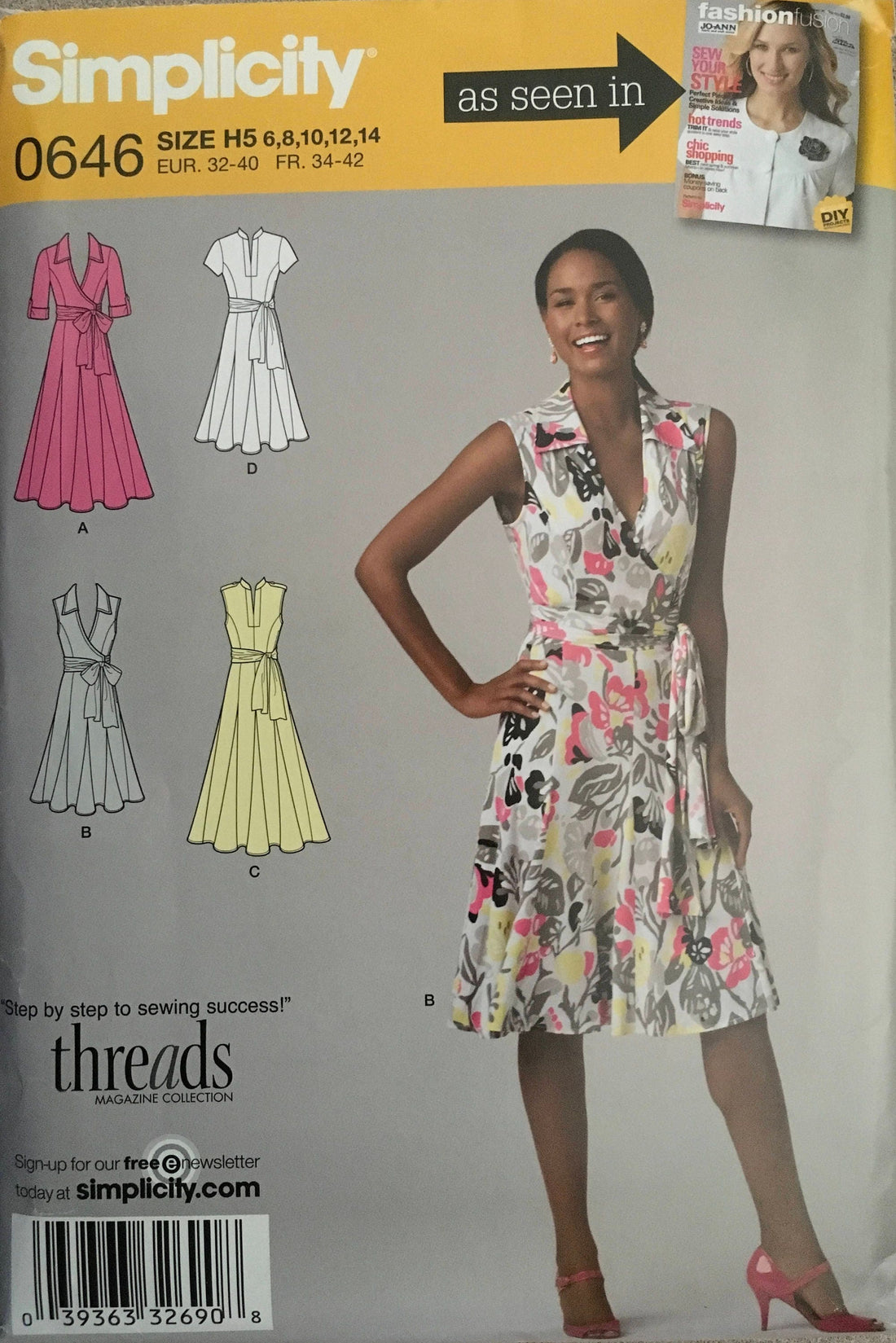 Simplicity 3877 Sewing Pattern UNCUT