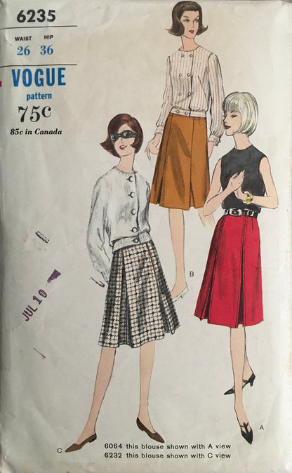 Vogue 6235 Sewing Pattern (Vintage) CUT