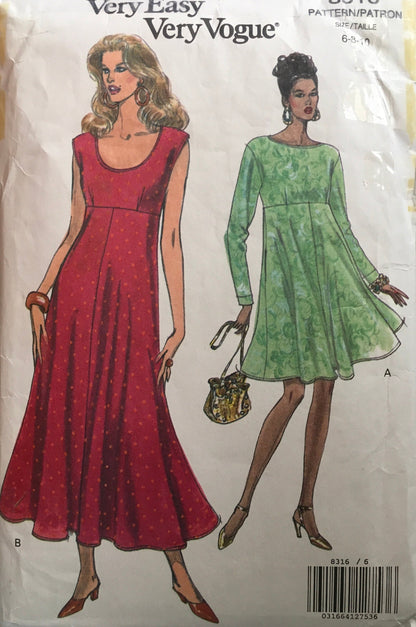 Vogue 8316 Sewing Pattern (Vintage) CUT