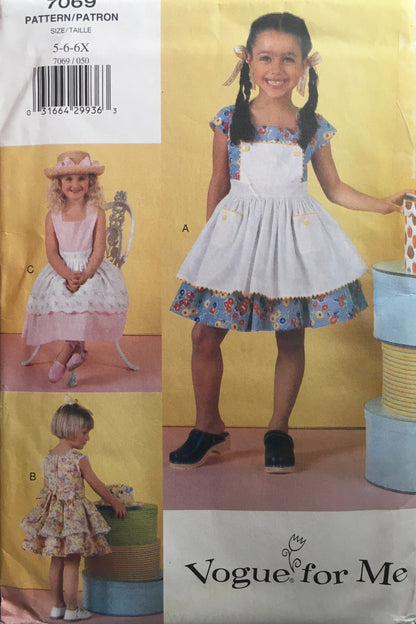 Vogue 7069 Sewing Pattern (Vintage) UNCUT