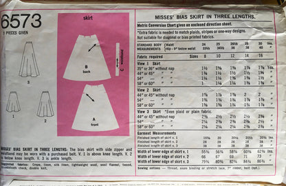 Simplicity 6573 Sewing Pattern (Vintage) CUT