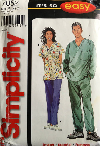 Simplicity 7052 Sewing Pattern (Vintage) CUT
