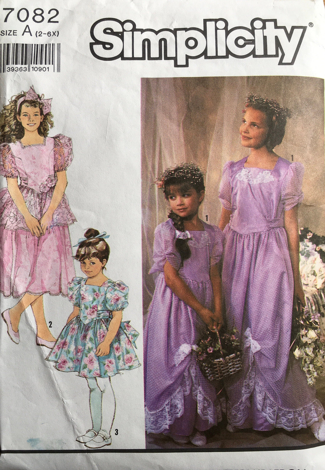 Simplicity 7082 Sewing Pattern (Vintage) CUT